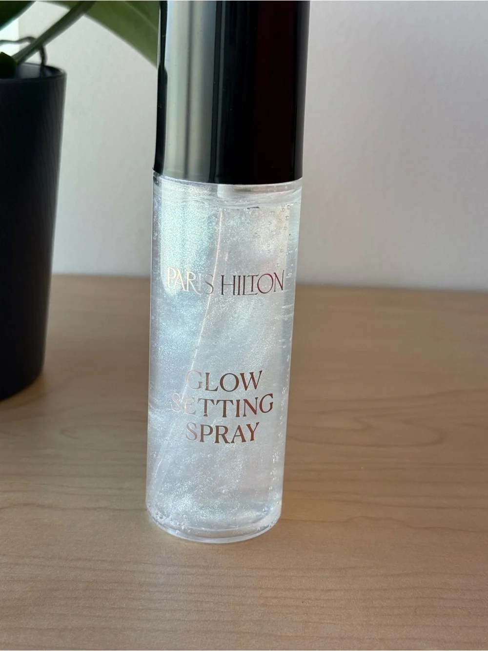 NEW Paris Hilton Glow Setting Spray Iridescent White Shimmer